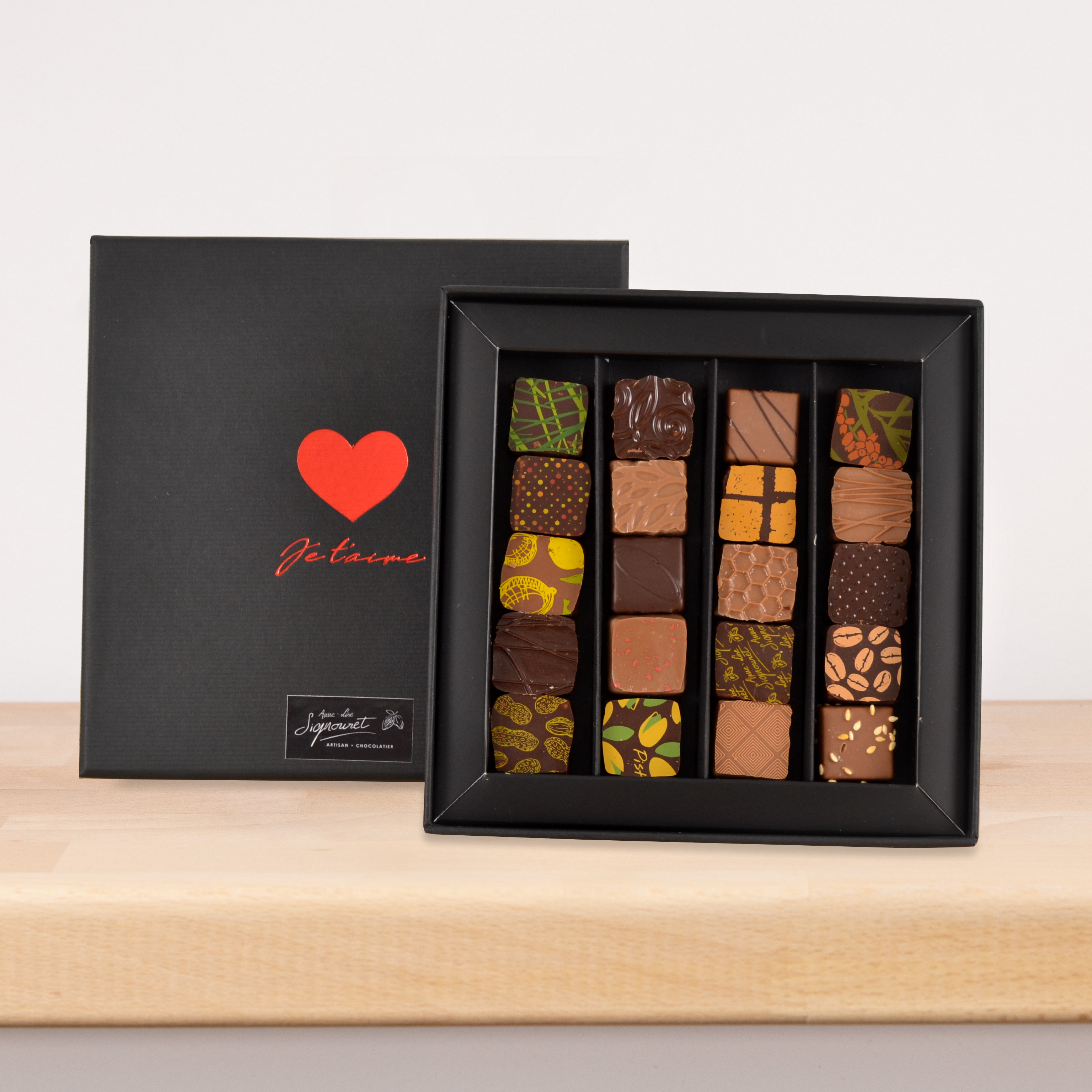 Coffret de bonbons de chocolat Je t'aime